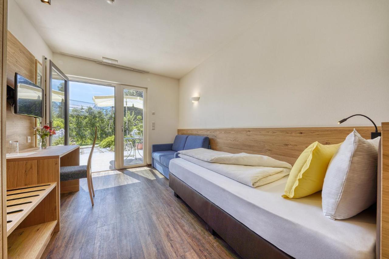 Das Mitterplarser Hotel Lagundo Luaran gambar