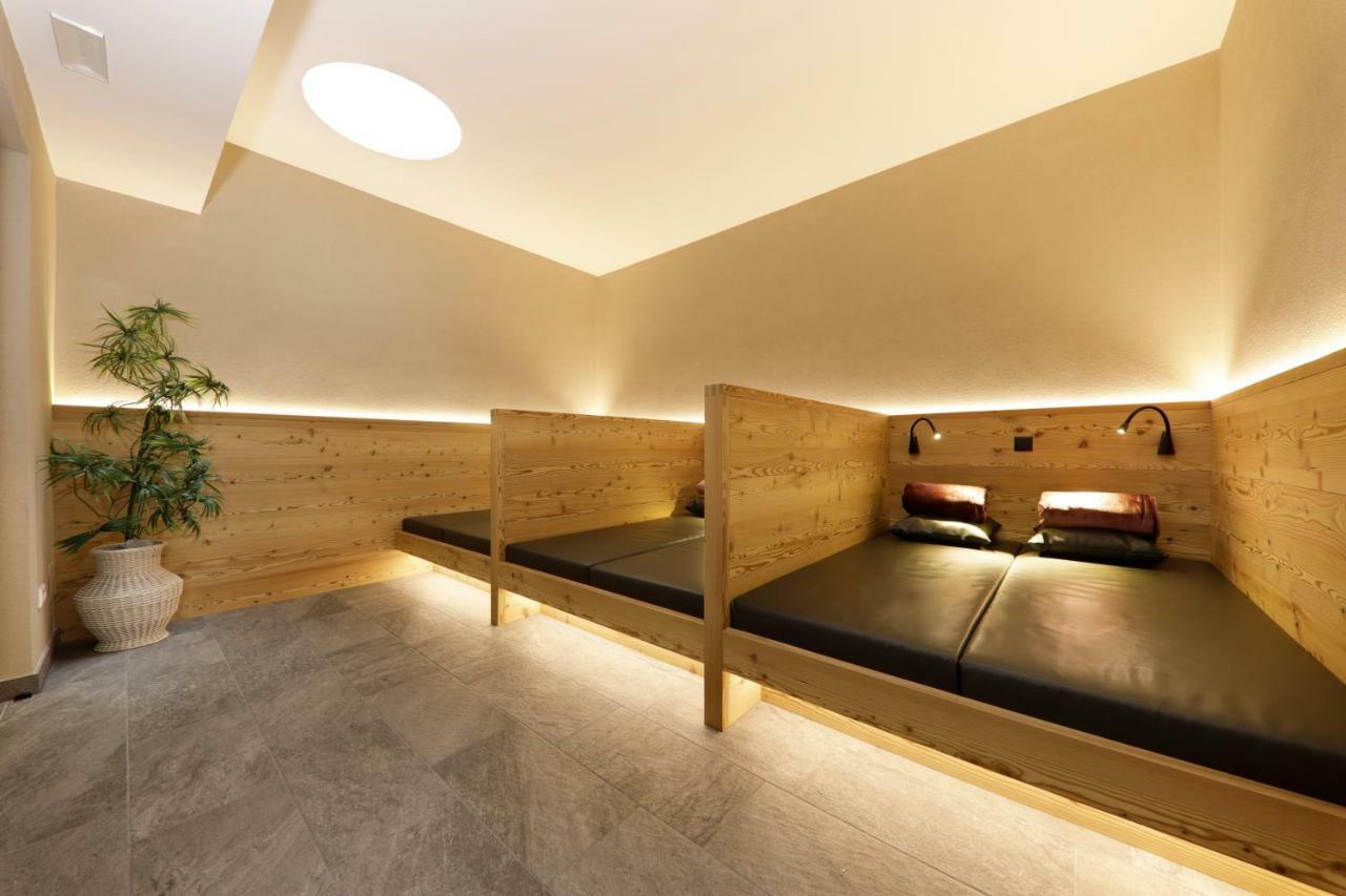 Das Mitterplarser Hotel Lagundo Luaran gambar